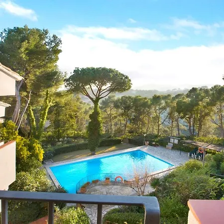 Sleeps 4 With Pool And Wifi Apartment Llafranc