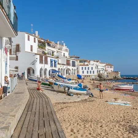 Apartment Sleeps 4 With Pool And Wifi Llafranc